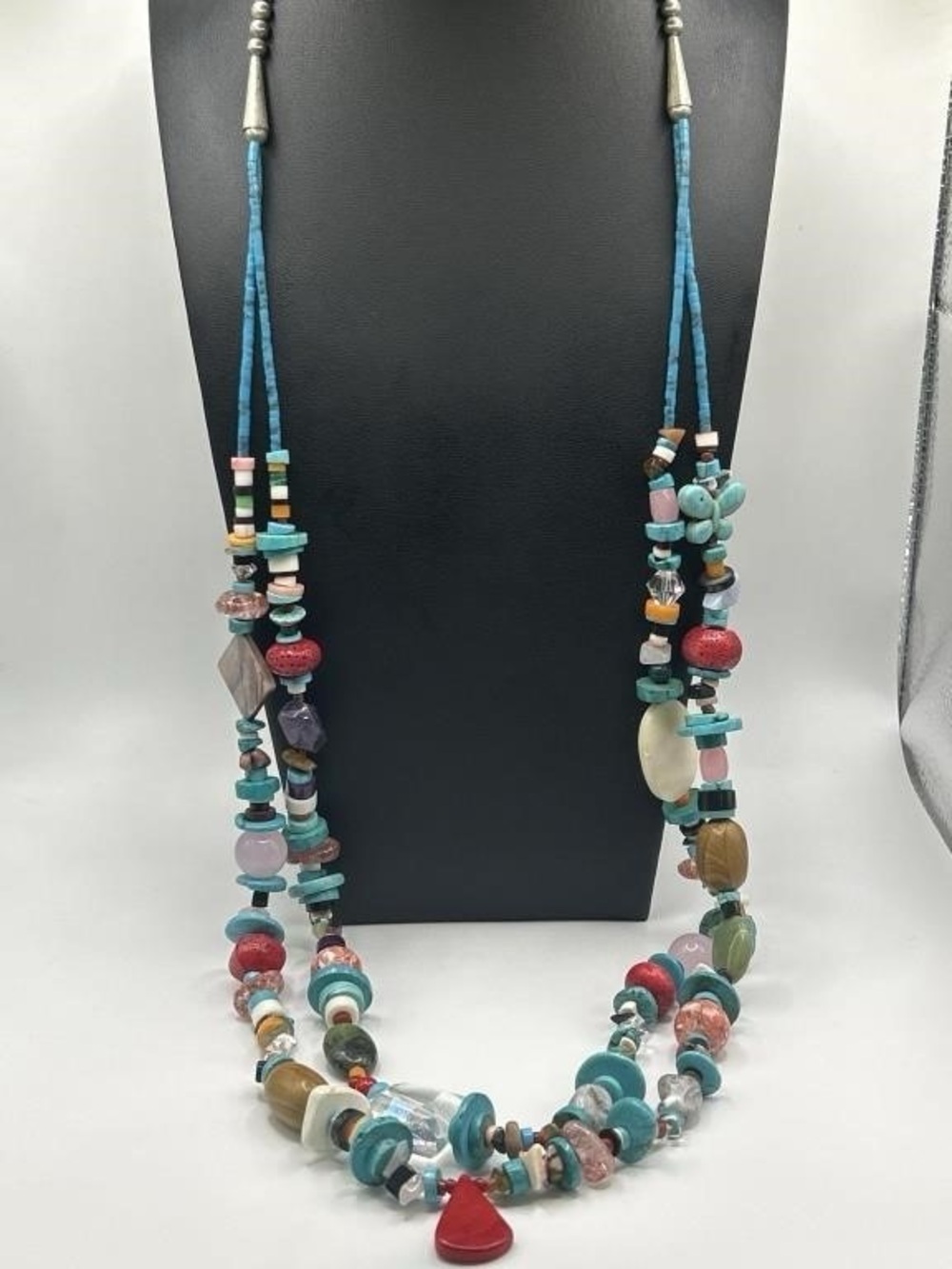 Source Unknown Turquoise Multicolor Beaded Necklace with Red Accent